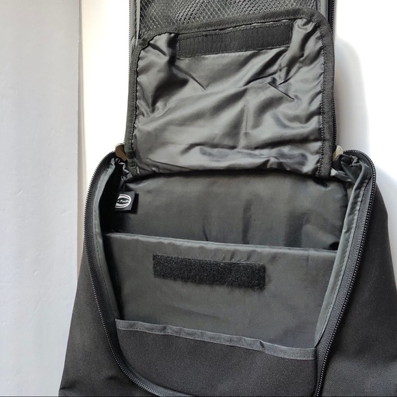 NEW GM Multi-Compartment Backpack Black Unisex NWOT - Picture 6 of 14